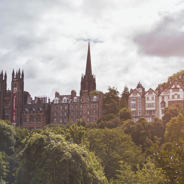 The mound, Edinburgh